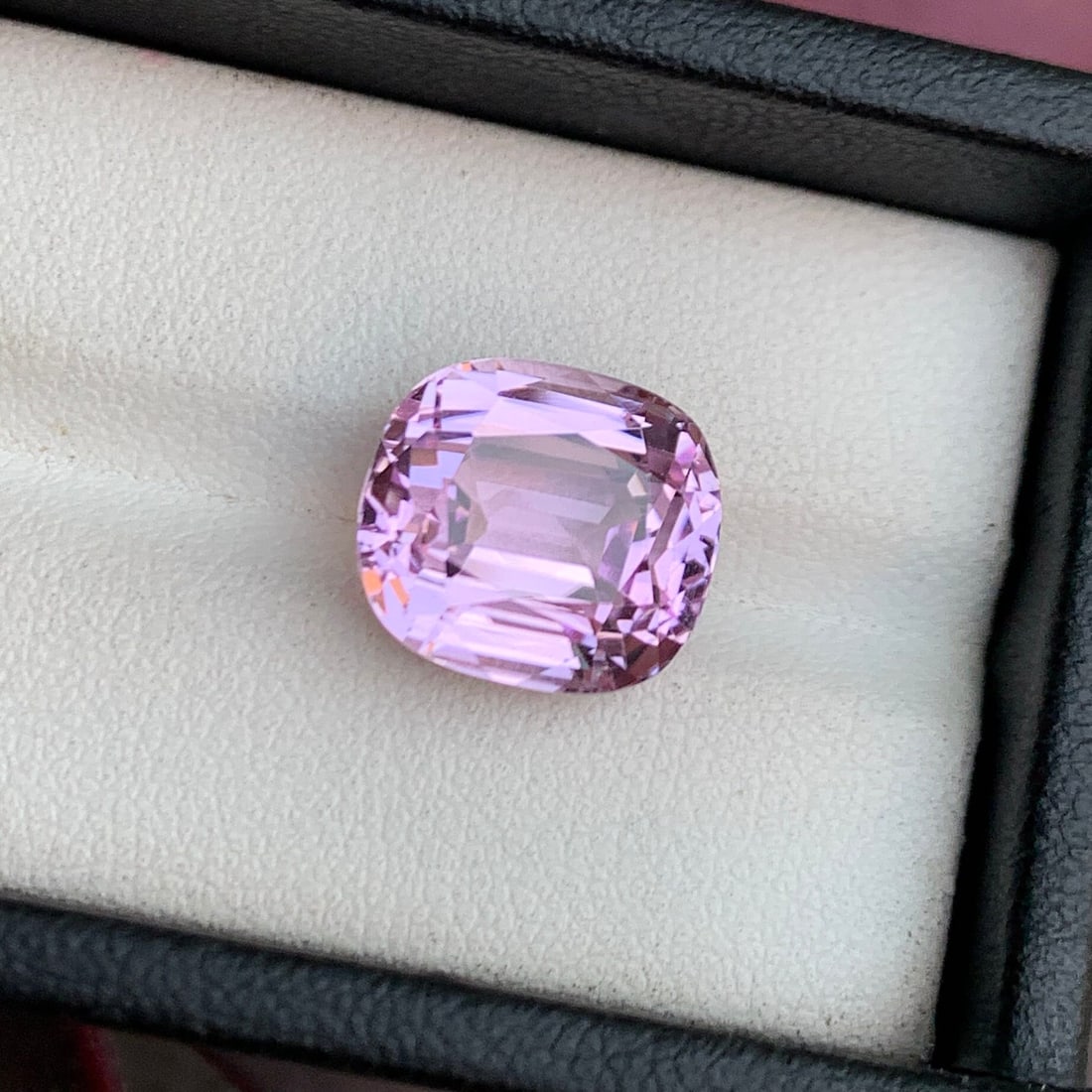 Pink Kunzite Gemstone: 11.50 Ct Cushion Cut, Loupe Clean: This resplendent gem showcases a dazzling pink hue and is meticulously fashioned in a cushion shape, meticulously tailored for ring settings. With a substantial weight of 11.50 carats, this Kunzite