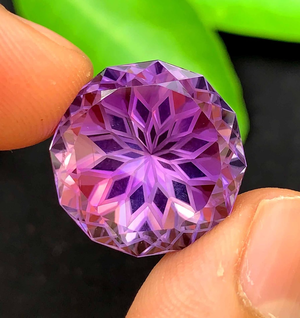 Flower Cut Amethyst Gemstone: February Birthstone, 28.25 Carats: Natural Amethyst Gemstone, Precision Flower Cut Amethyst Gemstone, Perfect Cut, Faceted Gemstone February Birthstone weight - 28.25 Carats Dimension - 19*19*14.5 mm Shape : Precision Round Cut Color