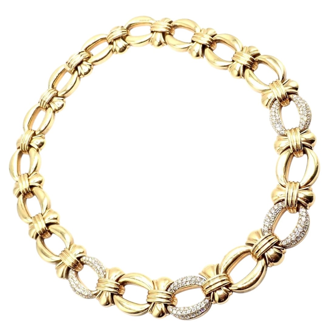 Vintage! Authentic Bulgari Bvlgari 18k Yellow Gold Diamond Link Necklace: Vintage! Authentic Bulgari Bvlgari 18k Yellow Gold Diamond Link Necklace Reserve: $68,000.00 Shipping: Domestic: Flat-rate of $35.00 to anywhere within the contiguous U.S. International: Foreign shipp