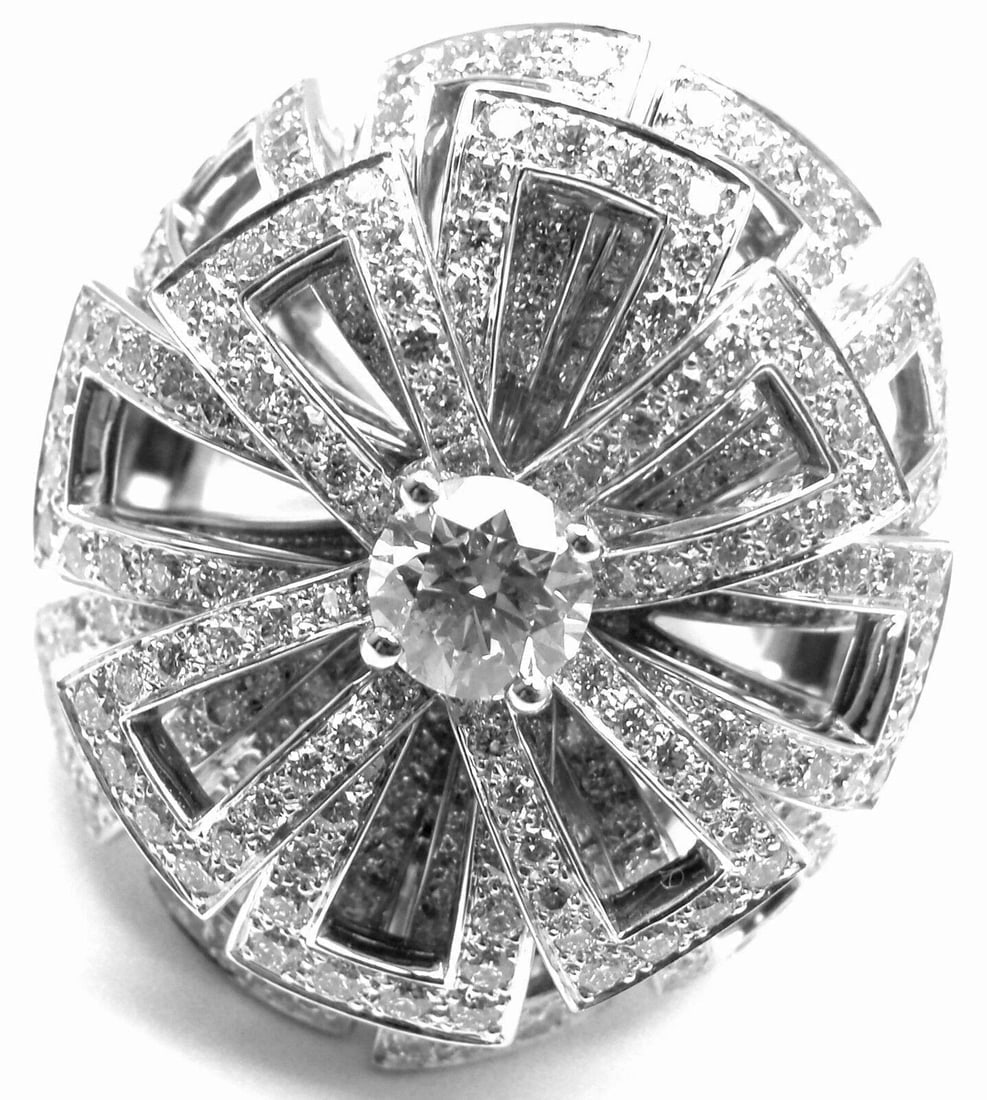 Rare! Authentic Chanel Flower 18k White Gold Diamond Large Ring - 3