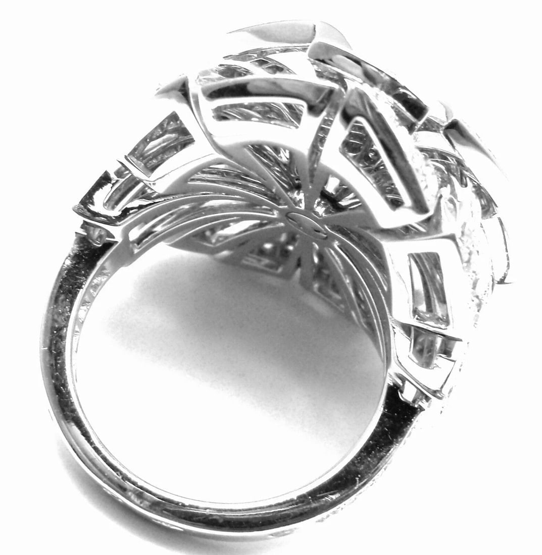 Rare! Authentic Chanel Flower 18k White Gold Diamond Large Ring - 9