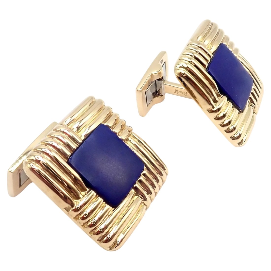 Piaget 18k Yellow Gold Large Lapis Lazuli Rope Square Gold Cufflinks: Striking Piaget 18k Yellow Gold Large Lapis Lazuli Rope Square Cufflinks. Crafted in rich 18k yellow gold, each cufflink features a bold square lapis lazuli center framed by sculpted rope detailing. V