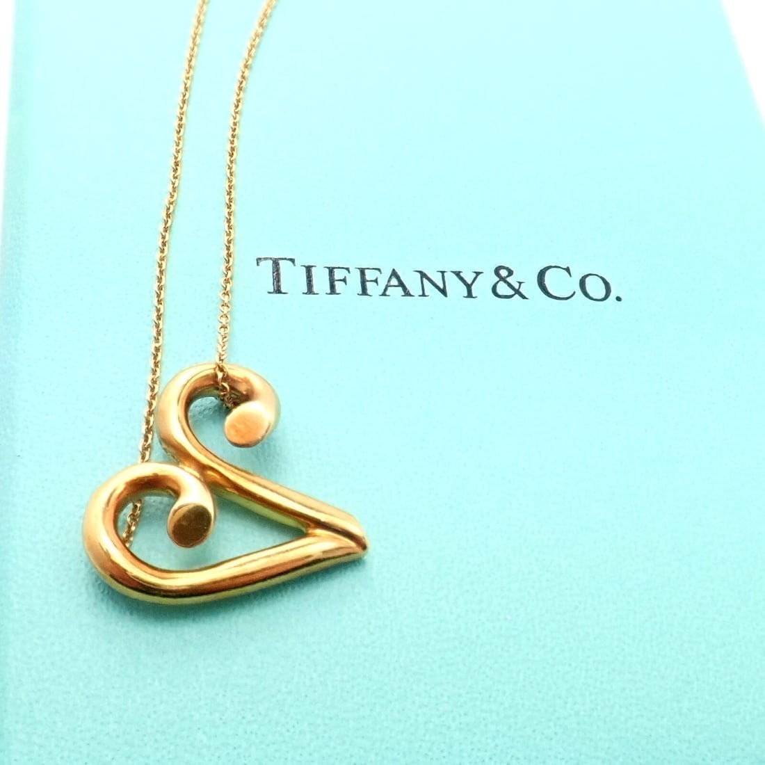 Tiffany & Co Picasso 18k Yellow Gold Large Zodiac Aries Pendant Necklace (1 of 9)
