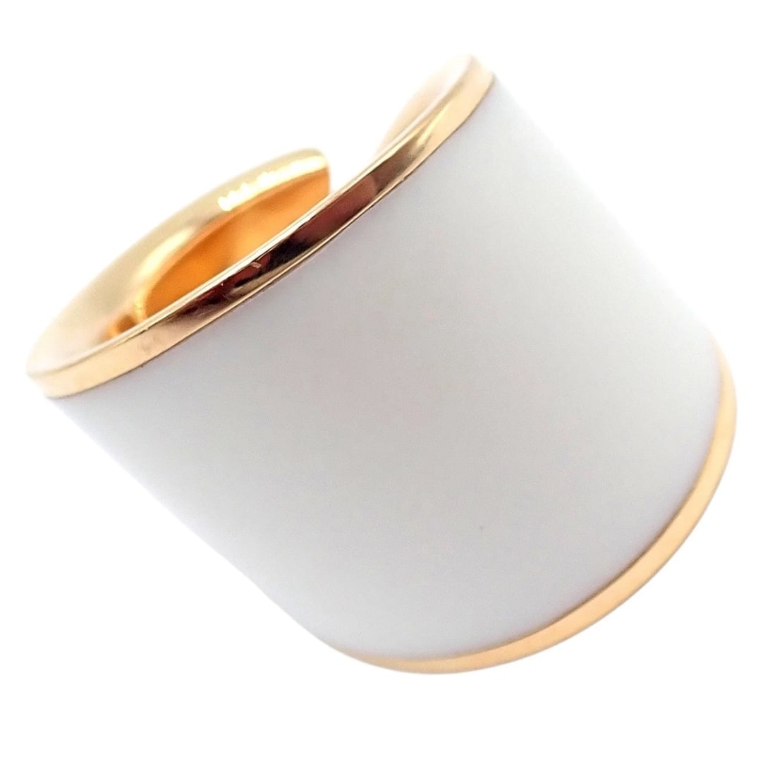 Rare! Vhernier 18k Rose Gold Vague Crossover Camuration Cacholong Ring sz 6: This Vhernier Vague Camuration crossover ring is crafted in warm 18k rose gold and set with smooth white cacholong. The sculptural, wave-inspired silhouette wraps the finger with modern elegance, bala