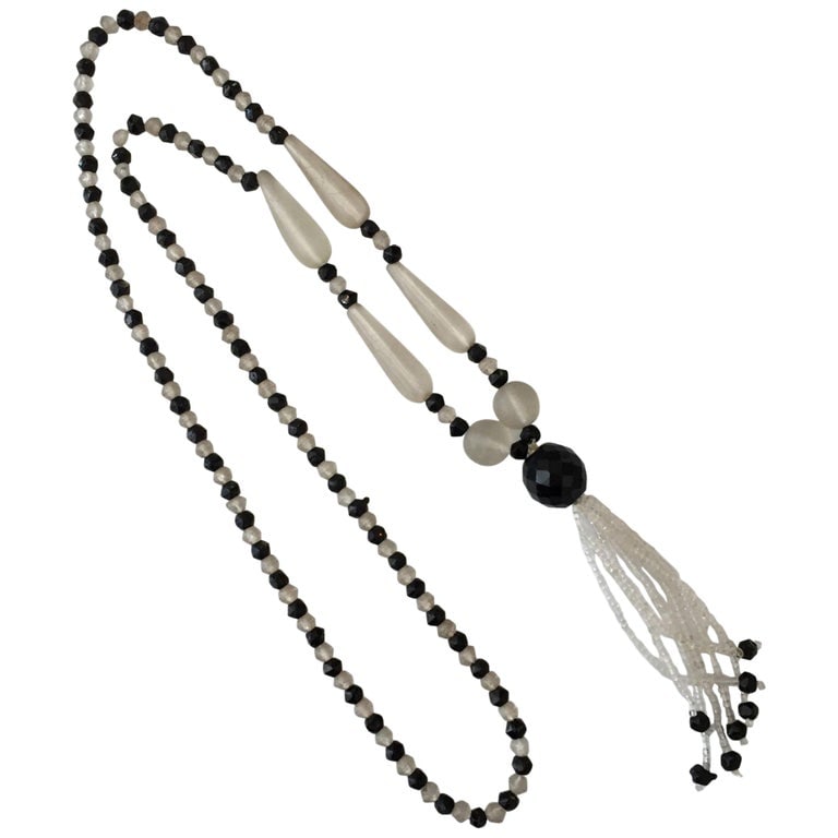 Victorian Frosted Glass and Black Jet Beaded Lariat Necklace - 2