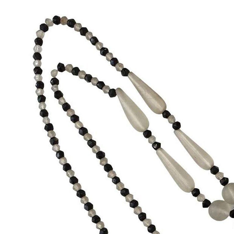 Victorian Frosted Glass and Black Jet Beaded Lariat Necklace - 4