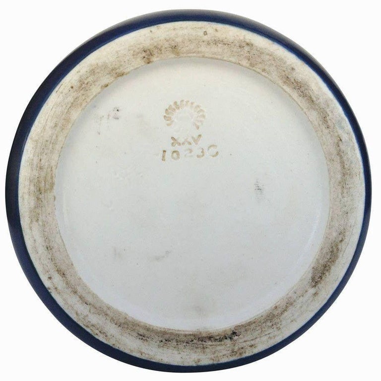 Rookwood Pottery Vellum Glaze Vase, circa 1925 - 9