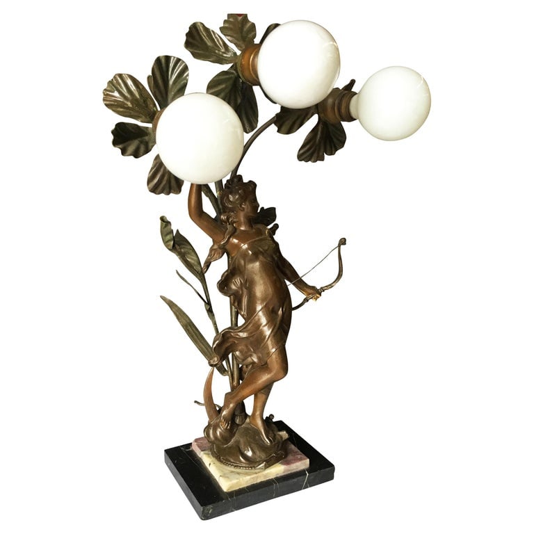 Early Three Bulb Art Nouveau Figural Bronze and Marble Table Lamp - 2