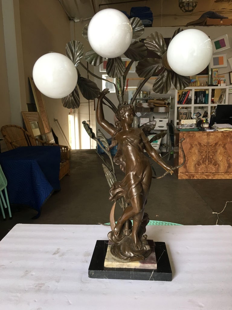 Early Three Bulb Art Nouveau Figural Bronze and Marble Table Lamp - 5
