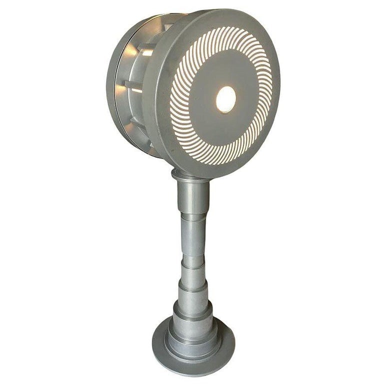 Post-Modern Futurist Enameled Futurist Steel Table Lamp 1990, 2 Available - 4