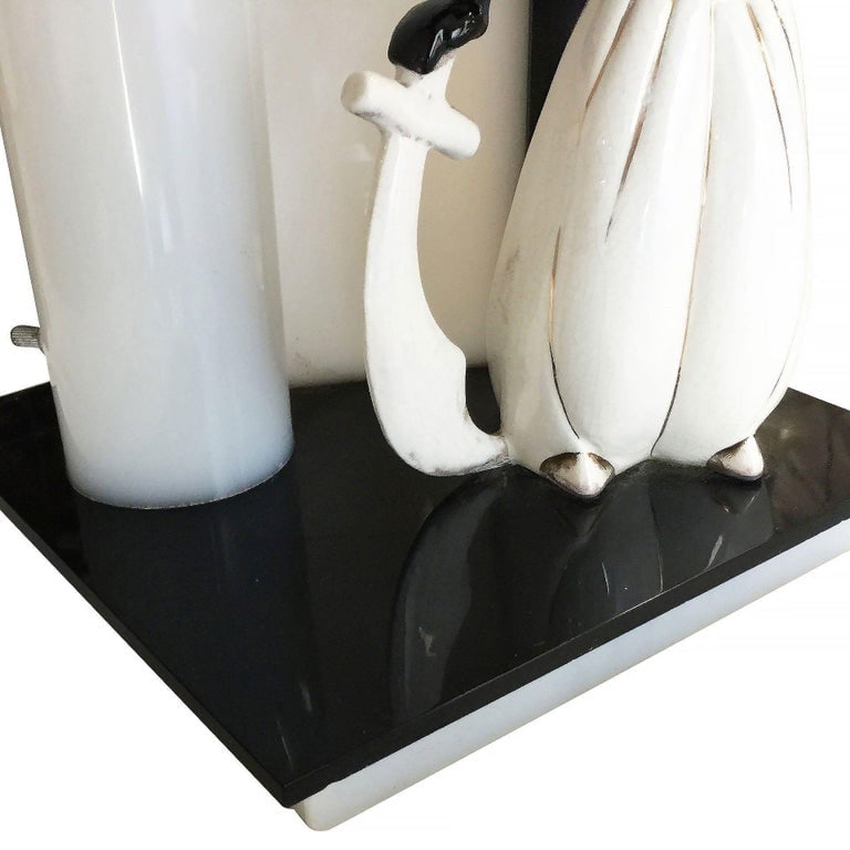 Midcentury Arabian Inspired Lucite Sculptural Lamp by Moss - 10