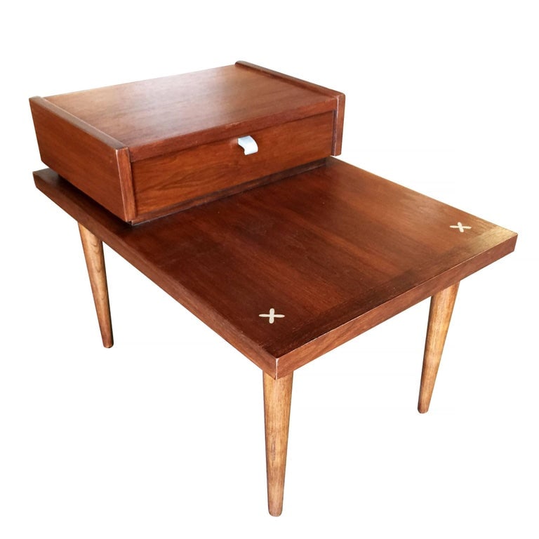 American of Martinsville Two-Tier Bedside Table Pair - 3