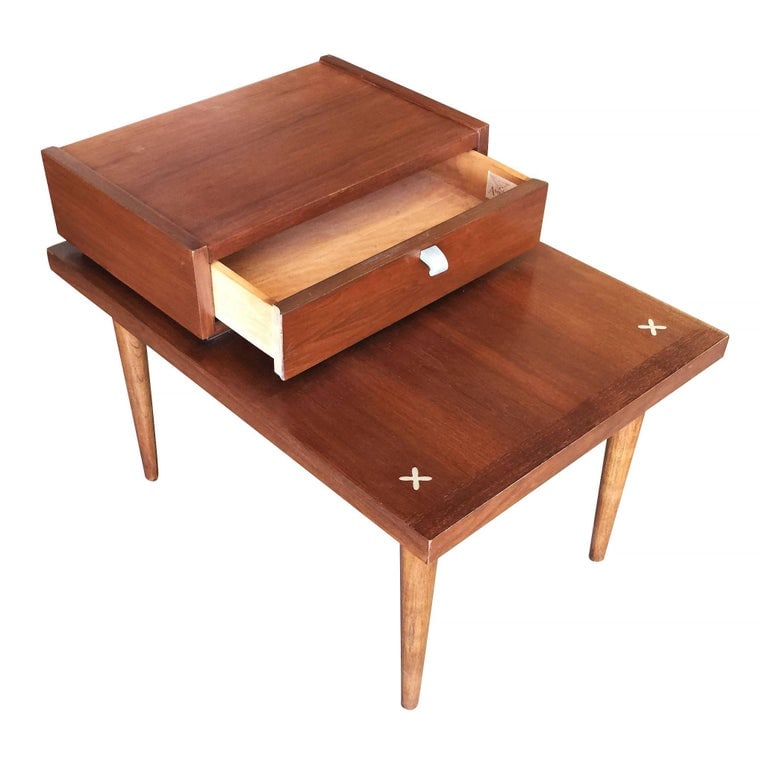 American of Martinsville Two-Tier Bedside Table Pair - 4
