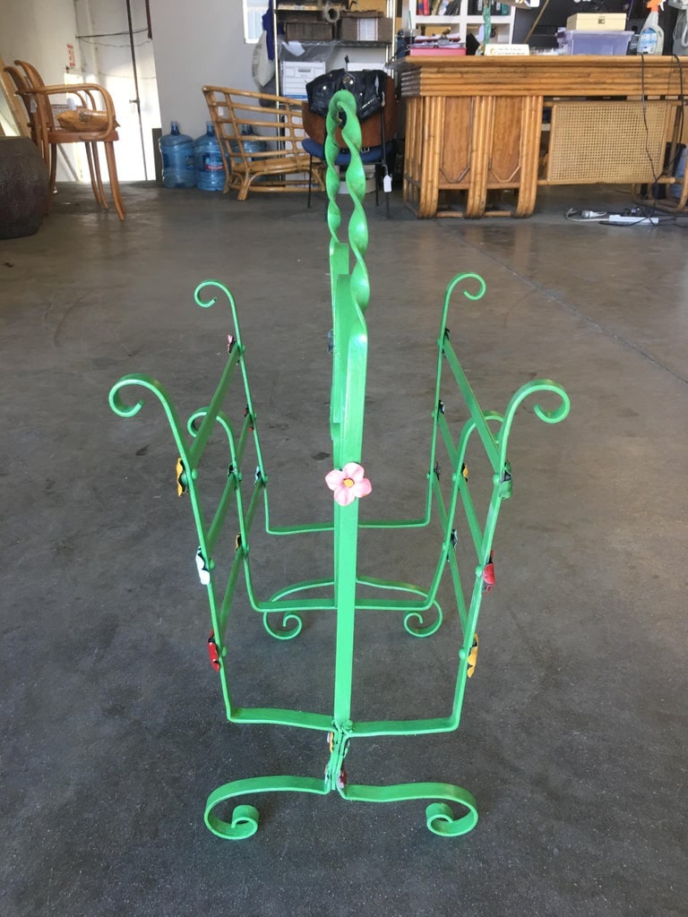 Wrought Iron Heart Floral Accent Magazine Stand - 5