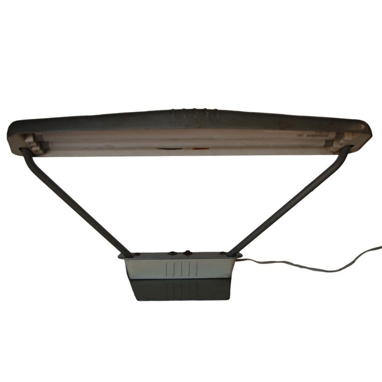 Gunmetal Grey Machine Age Tanker Fluorescent Desk Lamp - 7