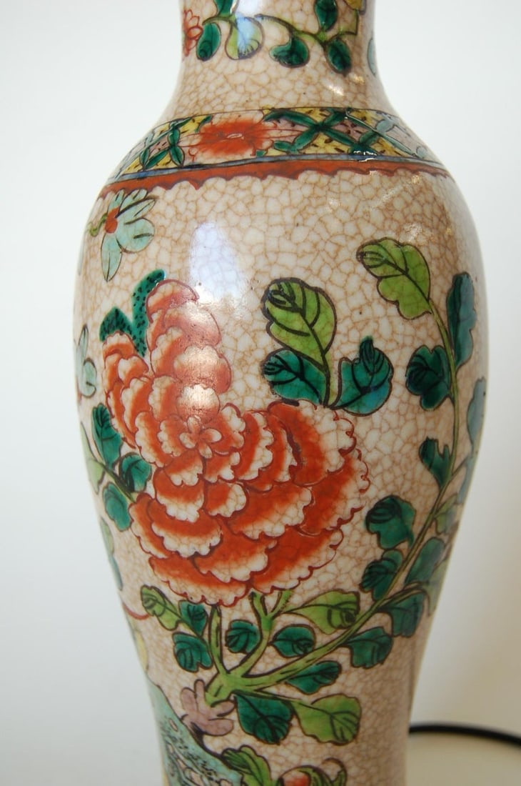 Post War Hand Painted Asian Floral Ceramic Table Lamp - 3