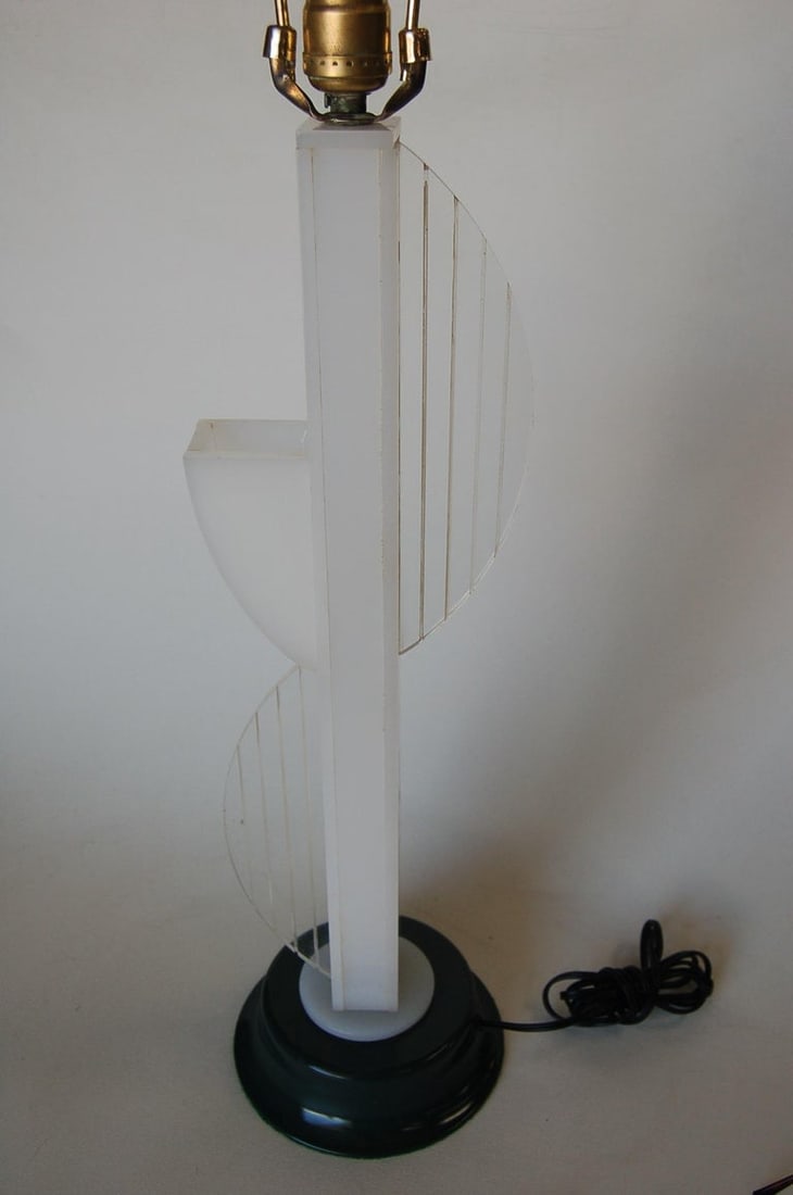 Mid-Century Modern White Lucite Table Lamp with Side Planter by Moss Lighting - 3