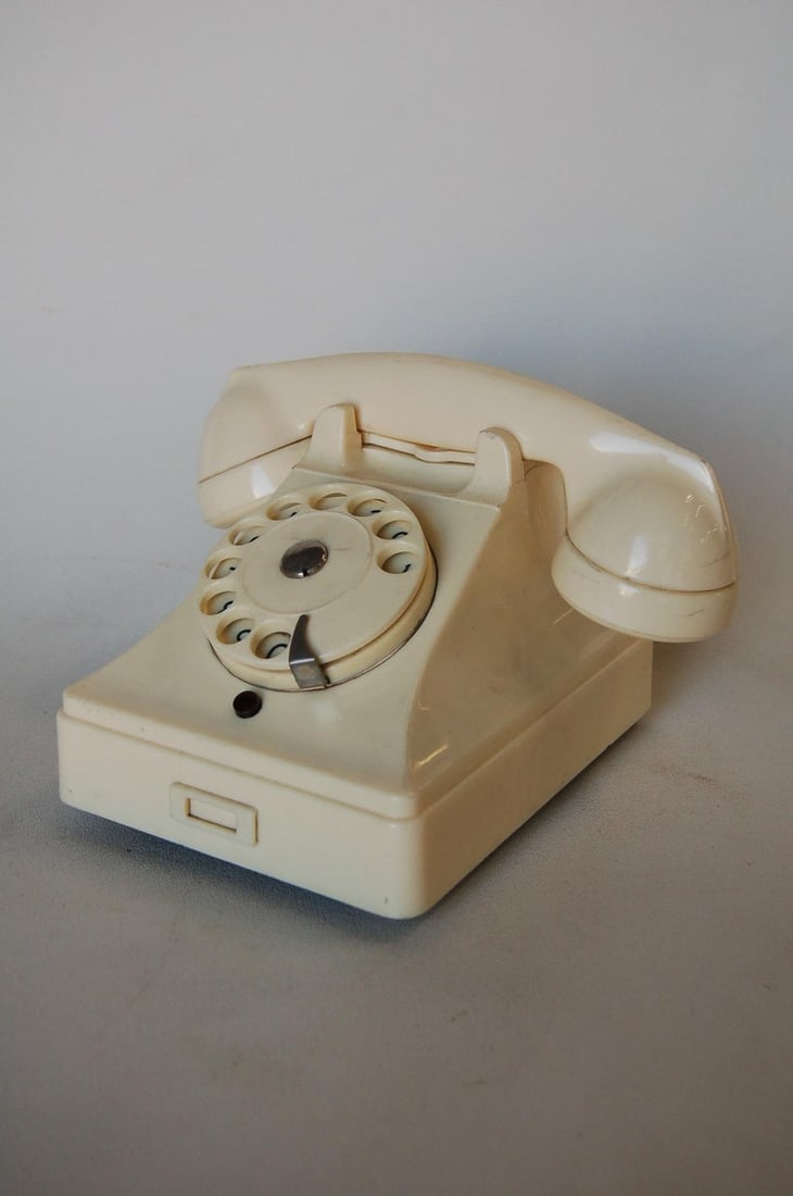 White Bakelite PTT Telephone by Ericsson - 3