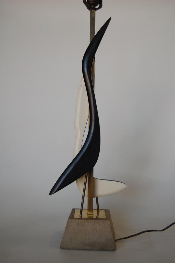 Modernist Mix-Media Brass Abstract Sculptural Table Lamp on Concrete Base - 4