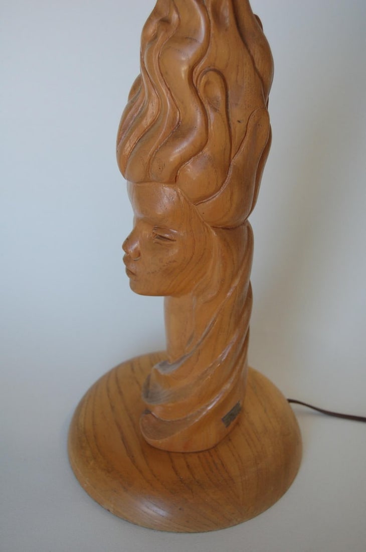 Midcentury Carved Oak Modernist Female Bust Table Lamp - 3