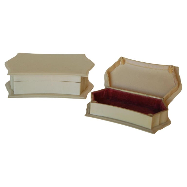 Art Deco French Ivory 'Celluloid' Vanity Jewelry Box Set Pyralin Du Barry - 2