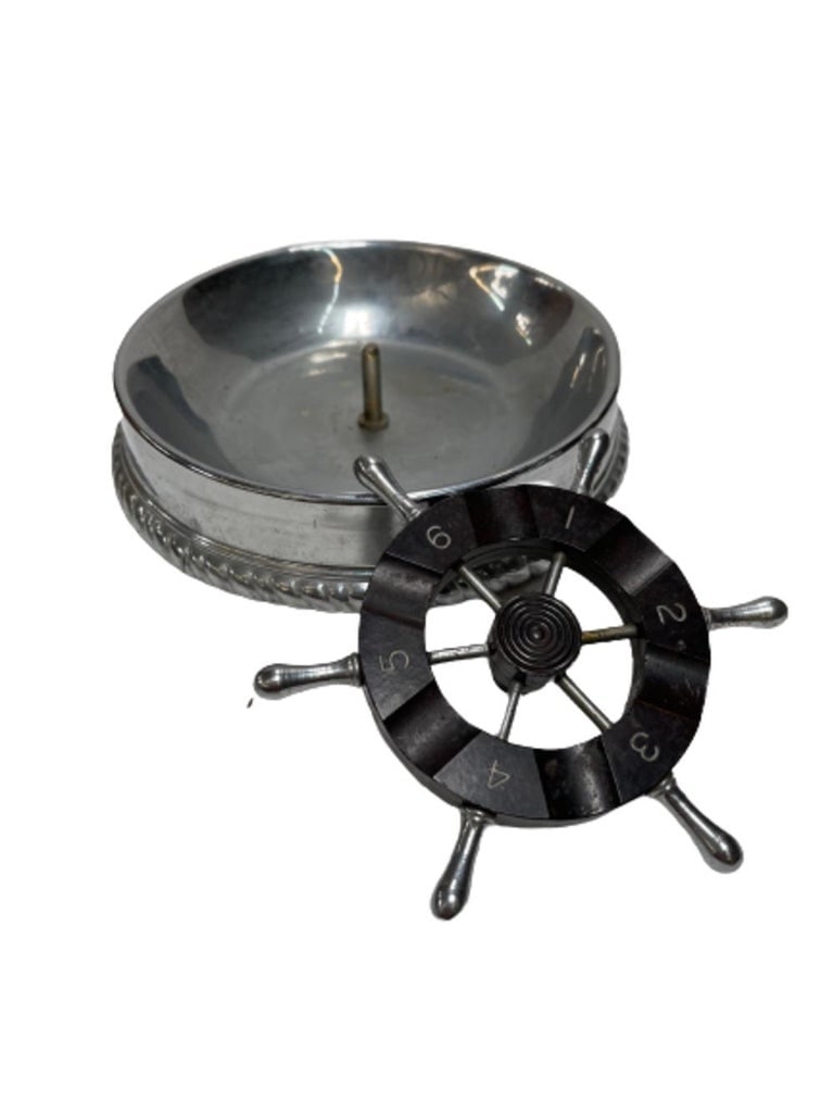 Ashtray 6 Handle, Wheel - 6