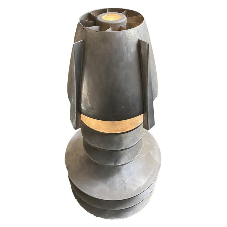 Custom Made Aircraft Aluminum Airplane Turbine Blinker Lamp: Custom made aircraft aluminum blinker lamp featuring a lamp made from jet engine turbine parts. The lamp blinks in one second inter-volts. Reserve: $2,484.00 Shipping: Domestic: Shipping rates are det