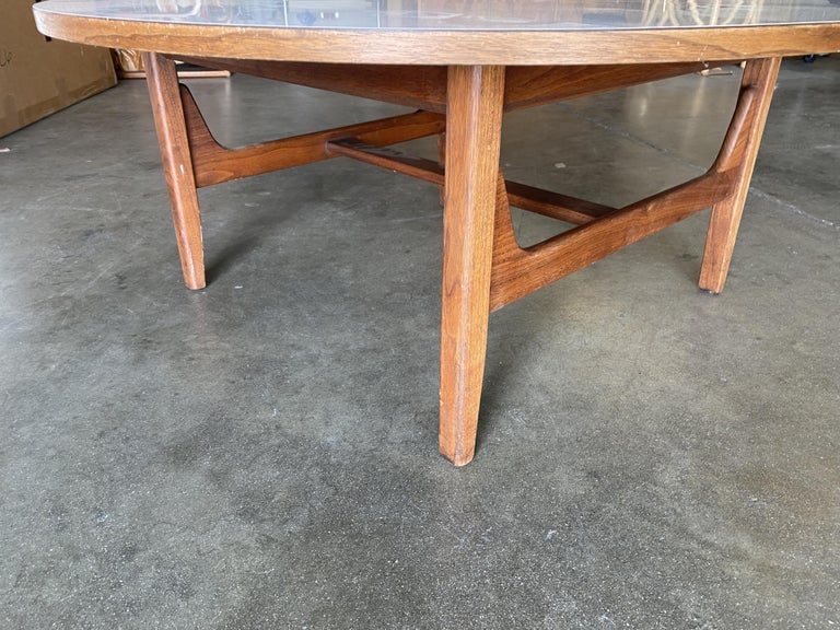 Large Danish Mid-Century Round Coffee Table with White Laminate Top - 6