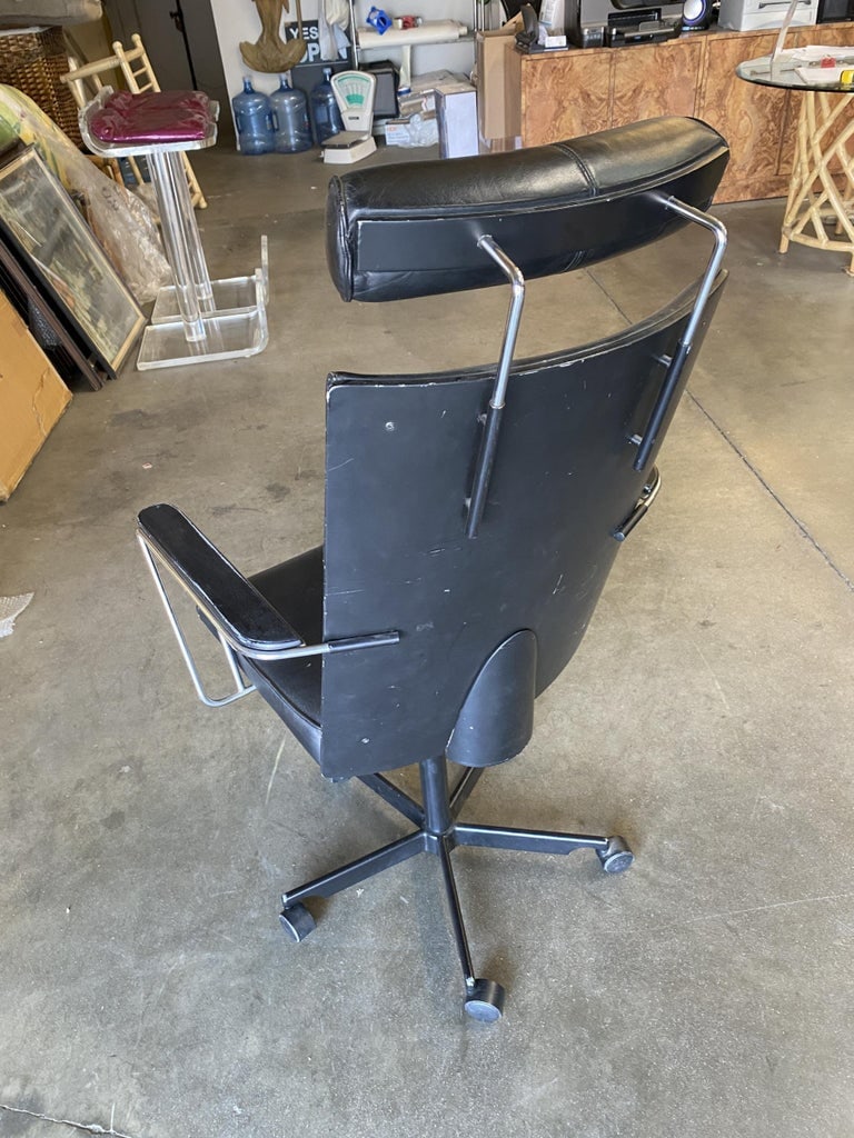 1980's Danish Modern Black and Chrome Executive Desk Chair by Kevi - 5