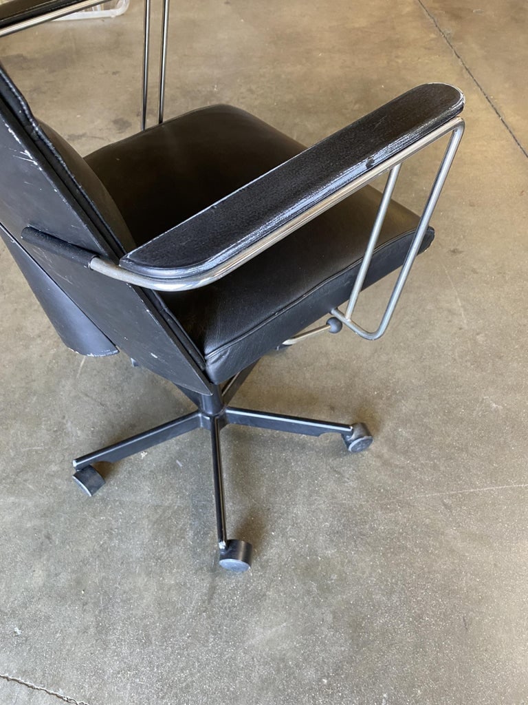 1980's Danish Modern Black and Chrome Executive Desk Chair by Kevi - 6