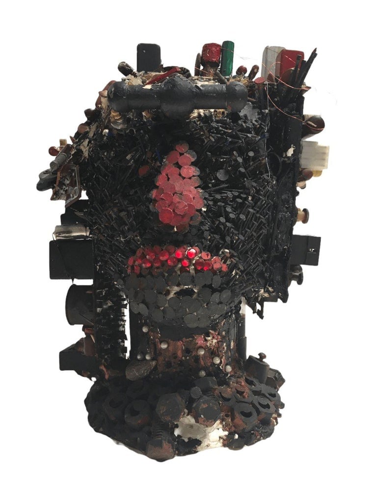 Vintage Microchip Sculpture Featuring a Lady's Head - 8