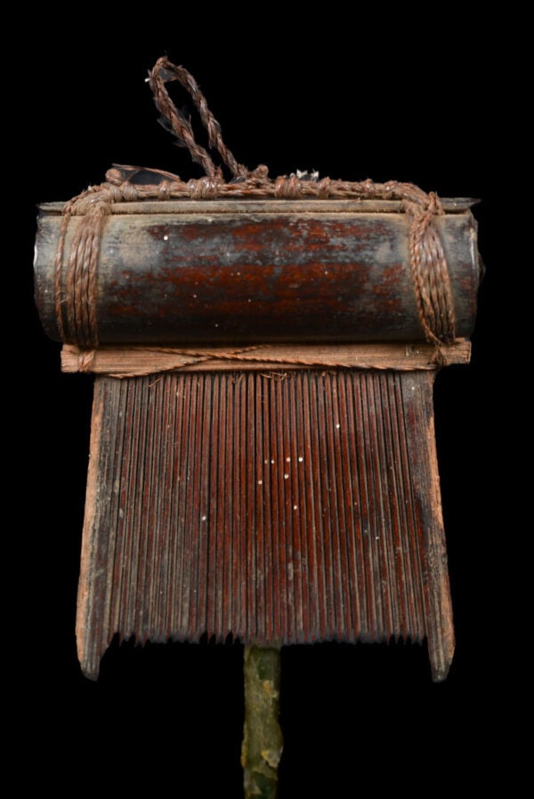 Loom / Comb - Wood - Baule - Ivory Coast: Old wooden loom / wooden comb from the Baule peopleo of Ivory Coast. Often referred to as looms, these are actually loom beaters. West African strip looms vary greatly in how the long warp threads