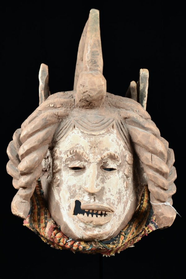 Mask - Wood - Agbogho Mmwo - Igbo / Ibo - Nigeria - 3