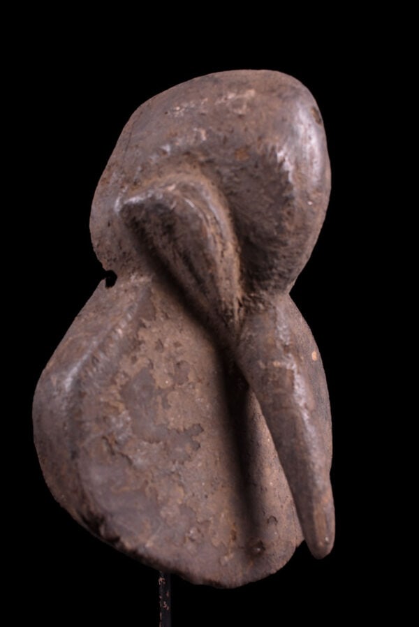 Monkey Mask - Wood - Hemba - DR Congo: Hemba monkey / bird mask from DR Congo in a rustic style. Soko-Mutu combining animal (chimpanzee) and human facial traits. The Luba name is : Mwisu gwa So'o, in Kishwahili : Soko Mutu or Monkey face S