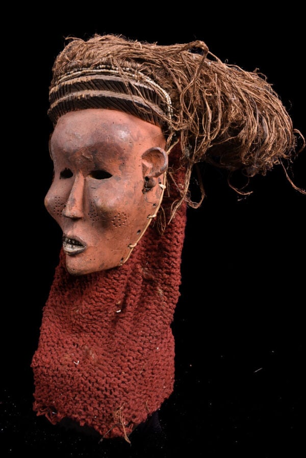 Mask - Wood, Raphia - Lwena - Angola - 4