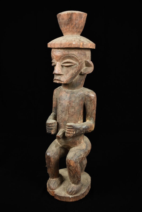 Ancestor figure - Wood - Pende - Congo: Great ancestor figure from the Pende tribe of DR Congo. Usually representing spirits, ancestors or the primordial couple, these figures were placed in shrines and treated with great respect. Through a