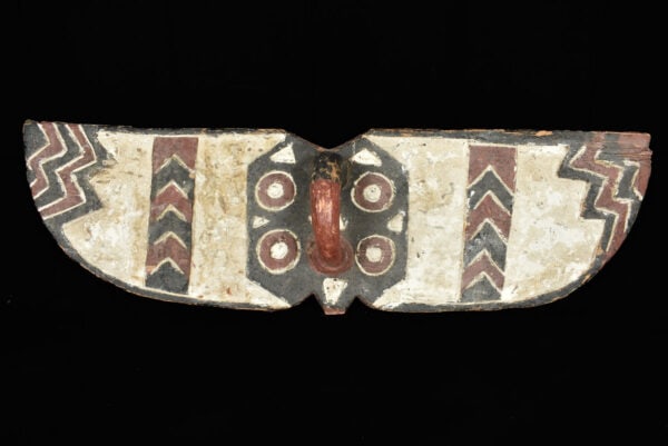 Hawk Mask - Wood - Bwa - Burkina Faso (106 cm): Wonderful Bwa Hawk mask from the Bwa tribe of Burkina Faso. These wide headdresses transformed the dancer into a supernatural being. They were used by the Do society at dances to promote fertility of