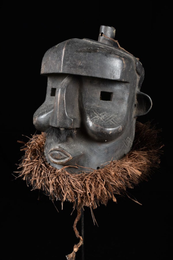 Mask - Wood, Raphia - Binji - Congo - 7