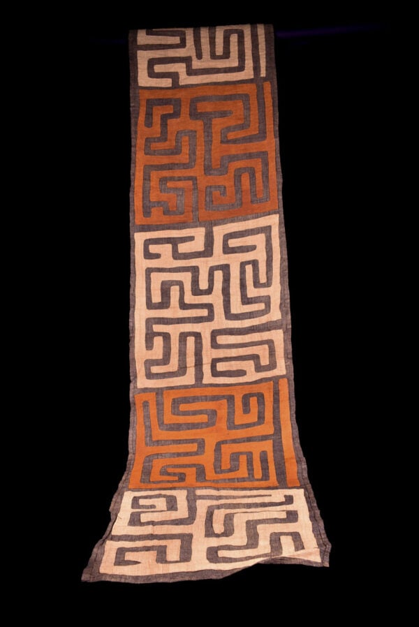 Textile - Cloth - Shoowa-Kuba - DR Congo 340 cm: Kuba skirts, Tcaka, long are cloths made from raffia, from 8 - 25 feet long, from the Ngeende, Bushoong and Ngongo peoples. They incorporate appliqued "patches", embroidered shapes and patterns,