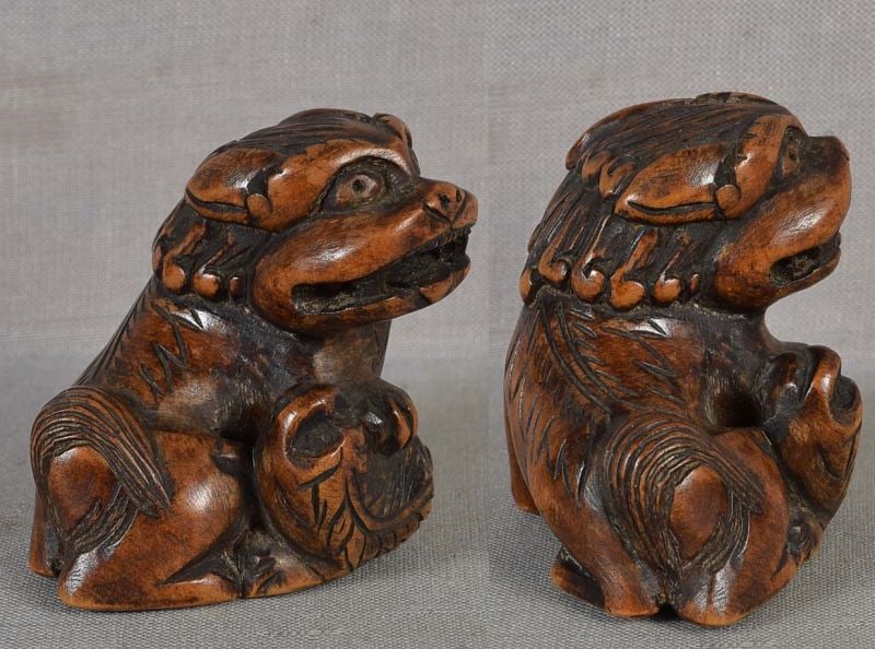 18c netsuke SHISHI with young - 2