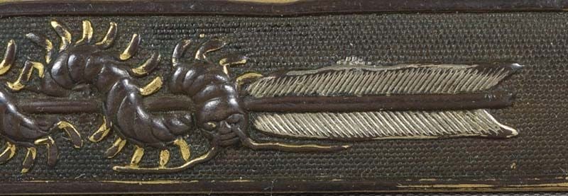19c Japanese sword KOZUKA arrow & CENTIPEDE - 2