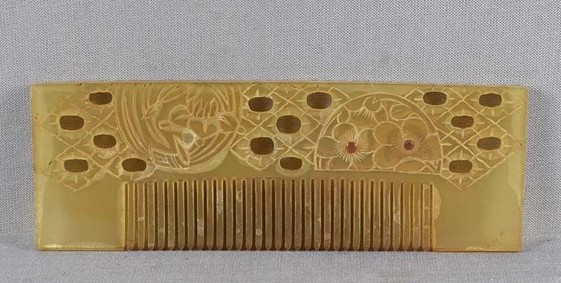 19c Japanese horn KUSHI hair COMB flower roundels - 2