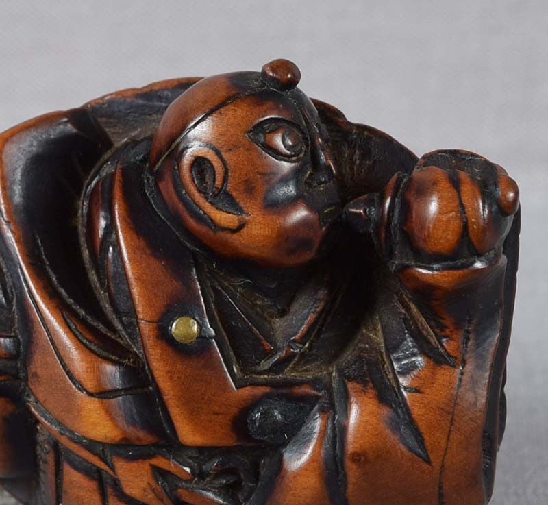 19c netsuke YAMABUSHI warrior priest BENKEI in trumpet - 3