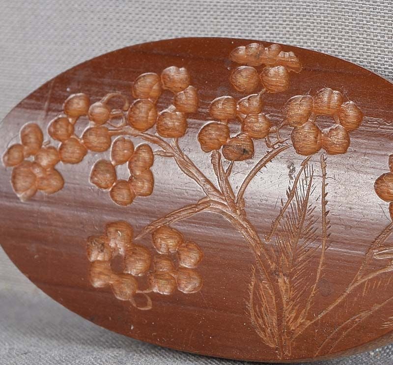 Bamboo OBIDOME netsuke PRUNUS flowers by EIKO, inscribed - 4