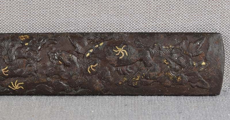 18c Japanese sword KOZUKA shishi & peonies - 4