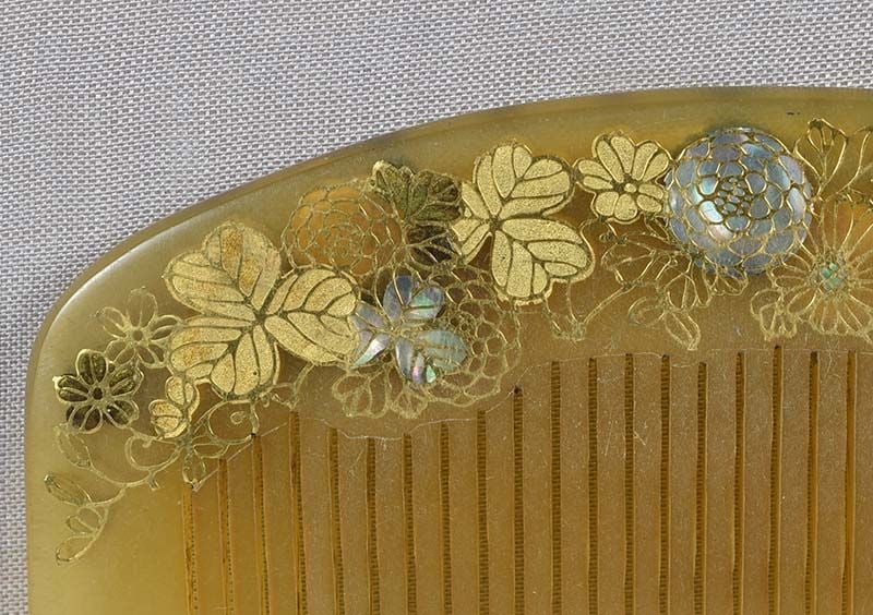 19c Japanese horn KUSHI hair COMB flowers mother of pearl by YOSAI - 4