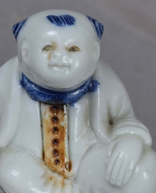 19c Japanese porcelain HIRADO sculpture BOY - 2