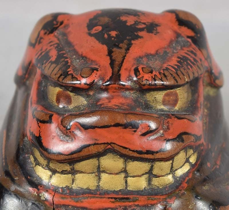 19c Negoro lacquer netsuke SHISHI mask for Shishimai dance - 6