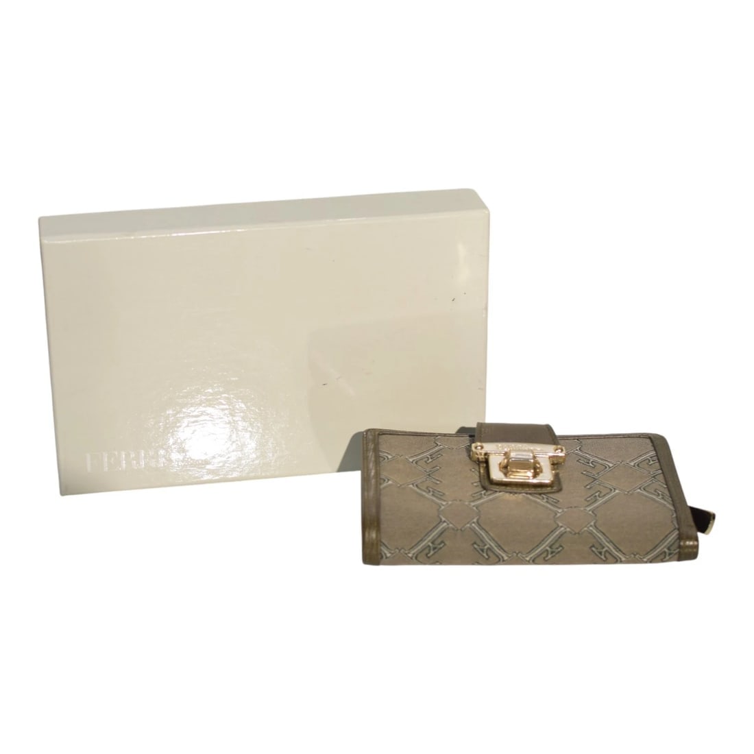 Giangranco Ferre Khaki Leather & Fabric Wallet Gold hardware Medium Envelope: Title: Giangranco Ferre Khaki Leather & Fabric Wallet Gold hardware Medium Envelope Description:Miu Miu Beige and Black Leather Wallet Gold hardware Bow Long Envelope
