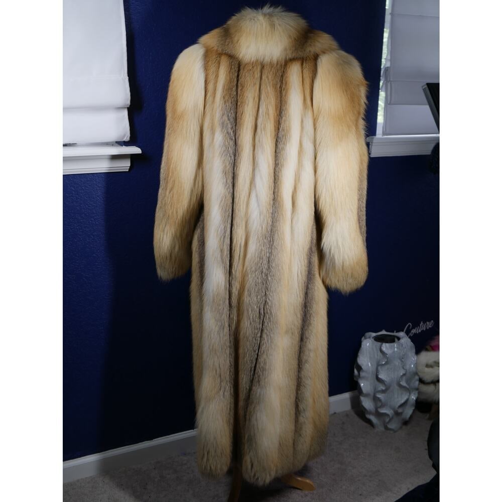 Stunning Full Length Golden Island Isle Fox Fur Coat Jacket - 3